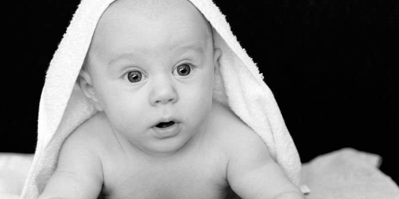8 essential things to consider while buying your baby shampoo