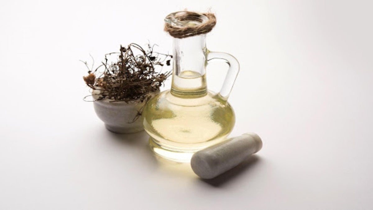 Bhringraj Oil Benefits for Stronger & Shinier Hair
