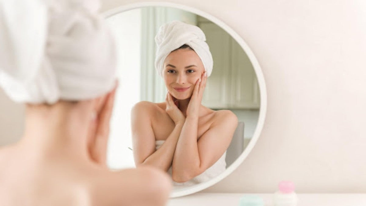 8 Glowing Skin Tips for Women & Men