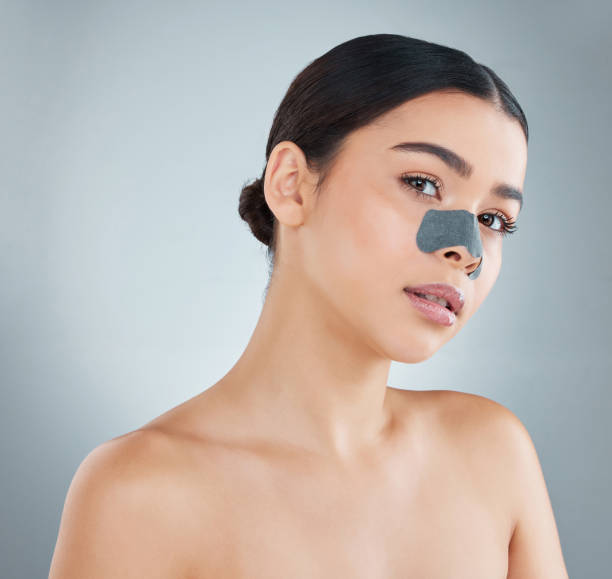 What are Blackheads on face & Nose? | Mamaearth