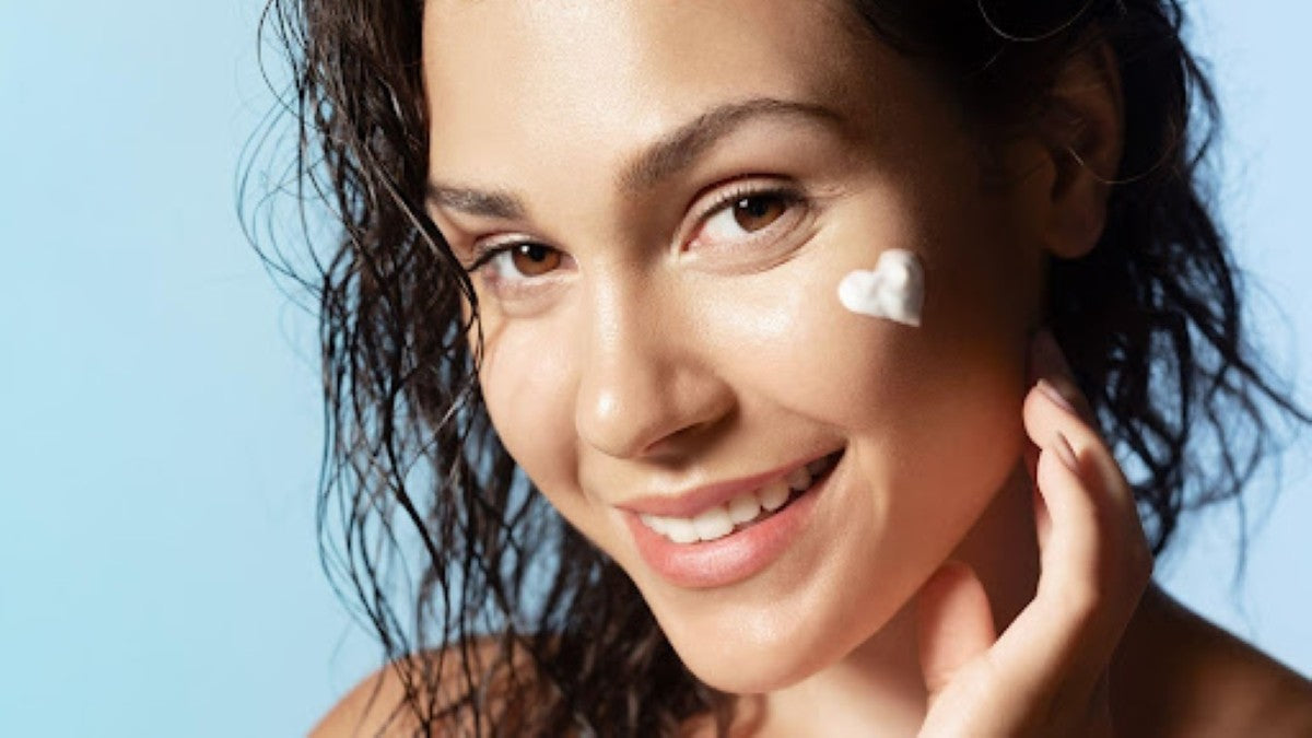Uses & Benefits of Salicylic Acid for Skin Care