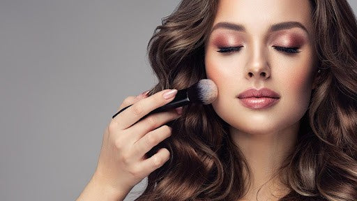 How To Know Your Skin Tone and Skin Undertone? | Mamaearth