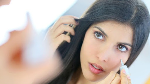 Concealer on face - Uses & Benefits for Skin