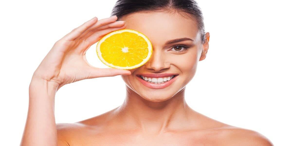 How to Use Vitamin C Serum on Face?