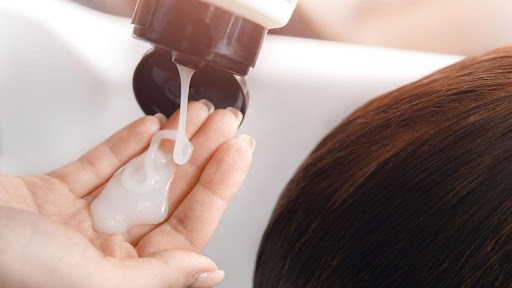 What is Conditioner? - Benefits & Uses for Hair