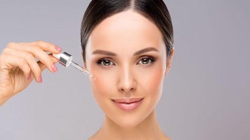 What is Serum? - Types, Benefits & Uses for Skin