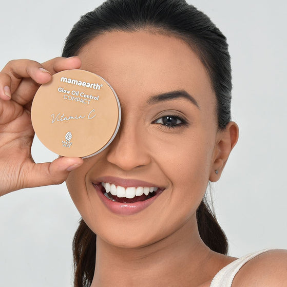 Glow Oil Control Compact With SPF 30 - 9g | Almond Glow