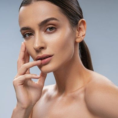Hydrates Skin