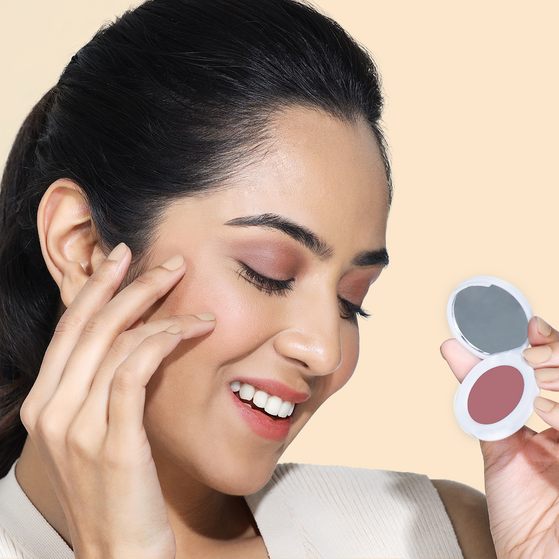 Nourishing Natural Lip Cheek & Eye Tint with Vitamin C & Cocoa - Coco Nude - 4 g