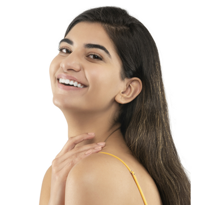 Deeply Hydrates the Skin