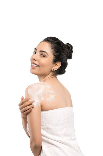 Brightens Skin Tone